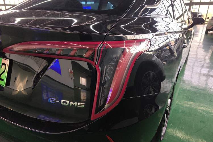 Used Hongqi E-QM5 2021 Online Booking Charging T3 Edition 5-Seater
