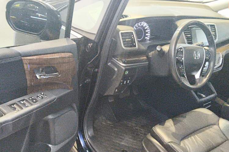 Used Honda Odyssey 2015 2.4L Smart Edition
