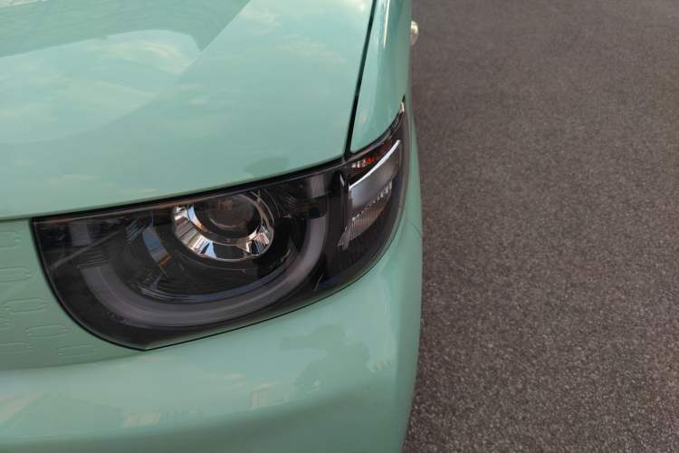 Used Chery QQ Ice Cream 2022 170km Sundae Phosphate Lithium-Ion