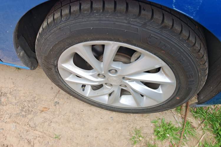 Used Buick Verano 2016 Hatchback 15S Automatic Leading Model