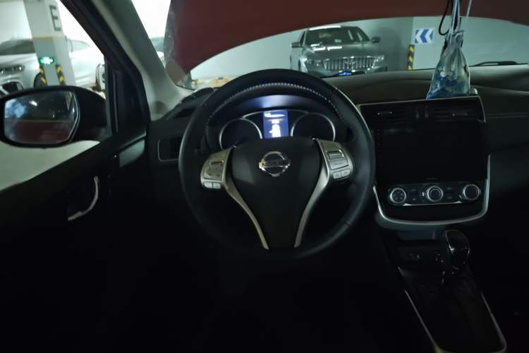 Used Nissan Tiida 2023 1.6L CVT Smart Drive Version
