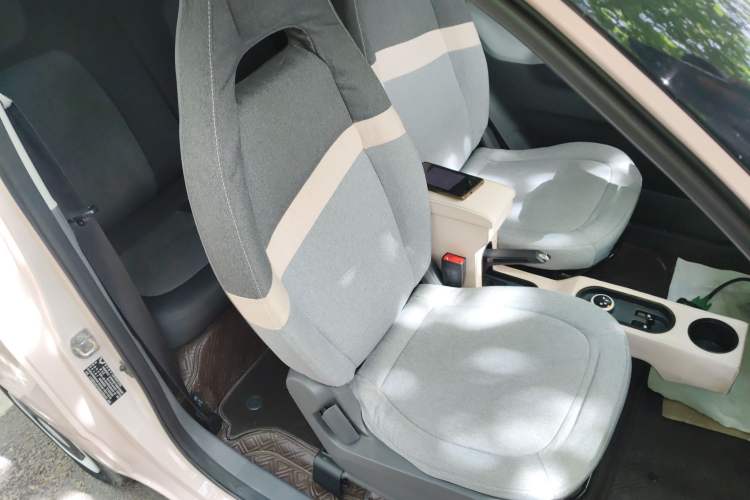 Used Wuling Hongguang MINIEV 2021 Macaron Premium Model – Lithium Iron Phosphate
