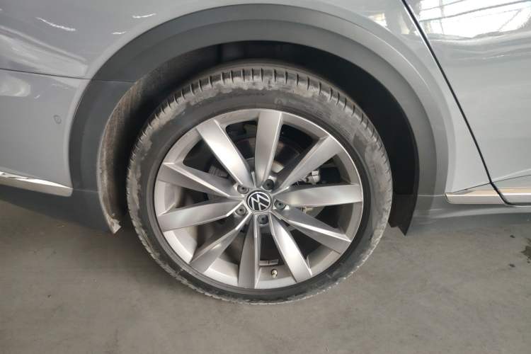 Used Volkswagen FAW-Volkswagen CC 2023 Hunting Vehicle 380TSI Hunter's Heart Edition