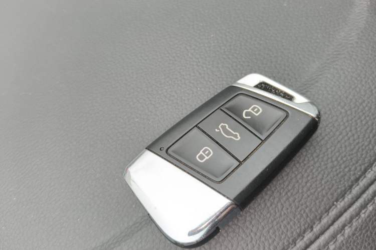 Used Volkswagen Passat New Energy 2019 430 PHEV Hybrid Elite Edition Vehicle Key