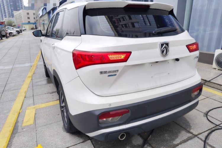 Used Baojun 530 2021 Global Car Anniversary Edition 1.5T Manual Luxury Model 6 Seats
