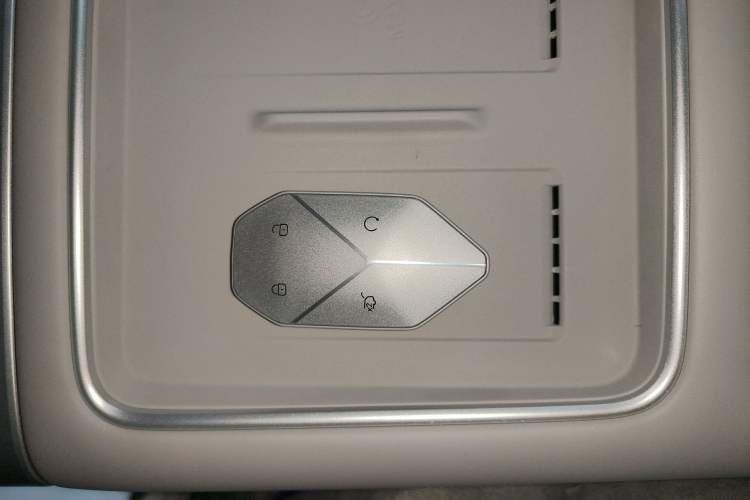 Used Formula Leopard Tai 7 2025 Model 190 km Four-Wheel Drive Ultra Edition Vehicle Key