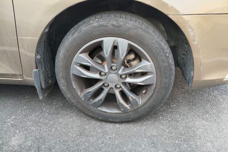 Used Geely Auto Emgrand 2016 Sedan 1.3T CVT Prestige Model