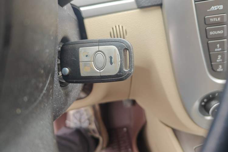 Used Buick Excelle 2011 1.6LX-AT Vehicle Key