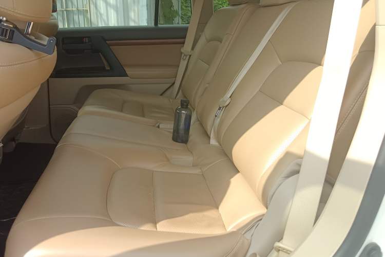 Used Toyota Land Cruiser 2018 4.6L GX-R Middle East
