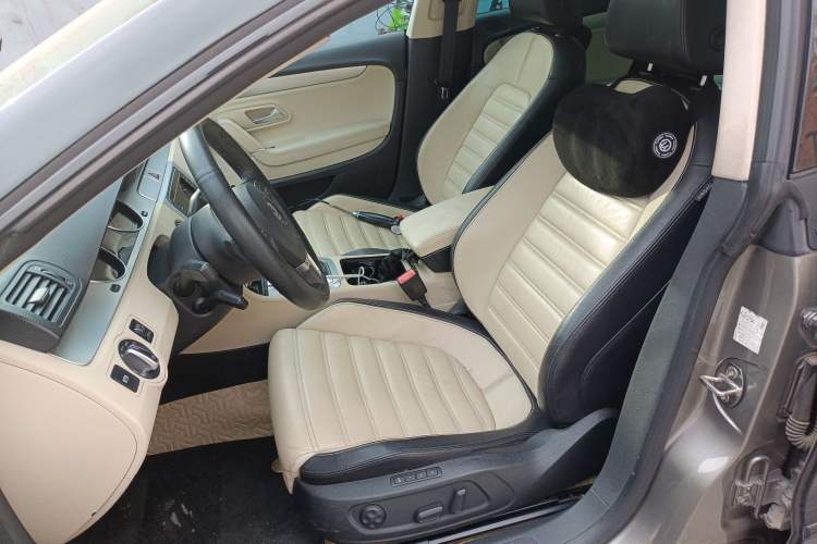 Used Volkswagen CC 2009 3.6 FSI Top-Trim Version
