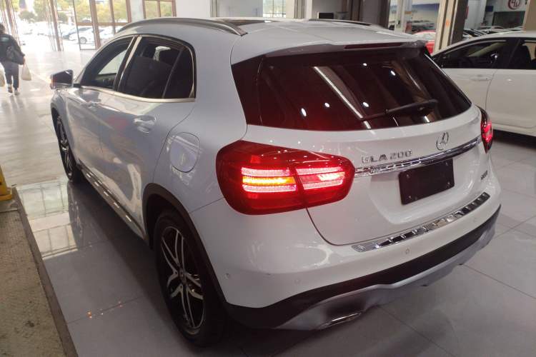 Used Mercedes-Benz GLA 2017 GLA 200 Fashion Model
