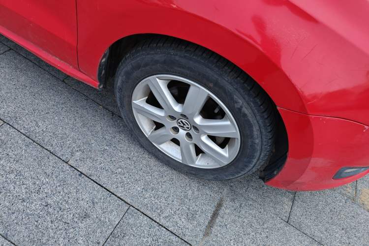 Used Volkswagen Polo 2013 1.6L Automatic Luxury Edition
