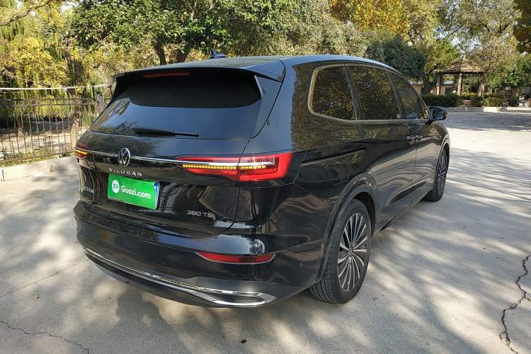 Used Volkswagen Viloran 2023 380TSI Prestige Edition
