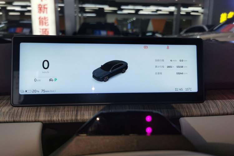 Used Nio ET7 2023 75 kWh Instrument Cluster