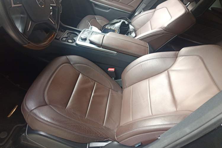 Used Mercedes-Benz GL-Class 2015 GL 500 4MATIC Left Front Seat