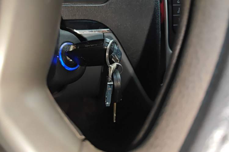 Used Geely Auto Classic Emgrand 2013 Sedan 1.5L Manual Entry-Level Model