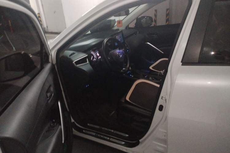 Used Toyota Corolla Cross 2022 2.0L Elite Edition Left Front Seat