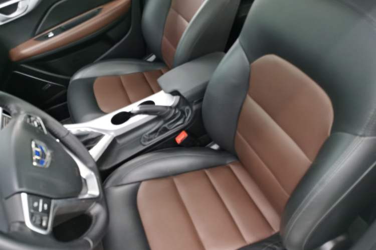 Used Geely Auto Vision 2019 Upgraded Model 1.5L CVT Prestige Version China VI Standard Left Front Seat