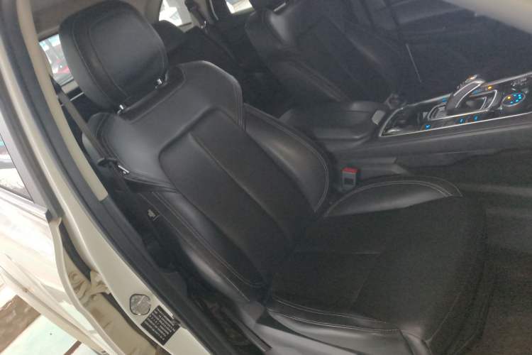 Used JMC Yusheng S350 2020 2.0T Automatic All-Wheel Drive Gasoline Comfort Edition
