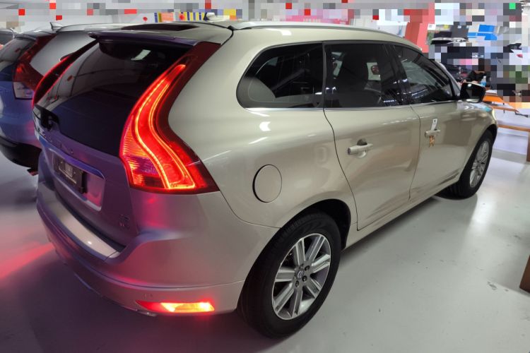 Used Volvo XC60 2017 T5 AWD Smart Upgrade Edition