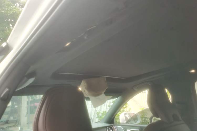 Used Volvo XC60 New Energy 2022 T8 Plug-in Hybrid Long-Range All-Wheel Drive Luxury Edition
