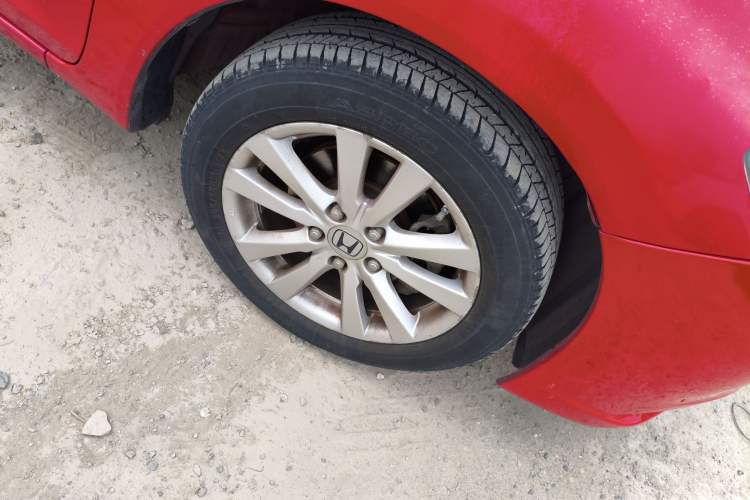 Used Honda Civic 2013 10th Anniversary 1.8L Automatic Luxury Edition Right Front Wheel Hub