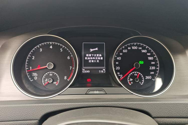 Used Volkswagen Golf 2015 1.4TSI Automatic Luxury Model Instrument Cluster