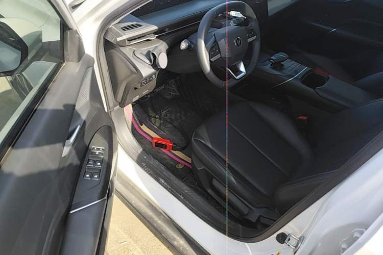 Used CHANGAN Eado 2024 1.5T GDI Automatic Prestige Edition
