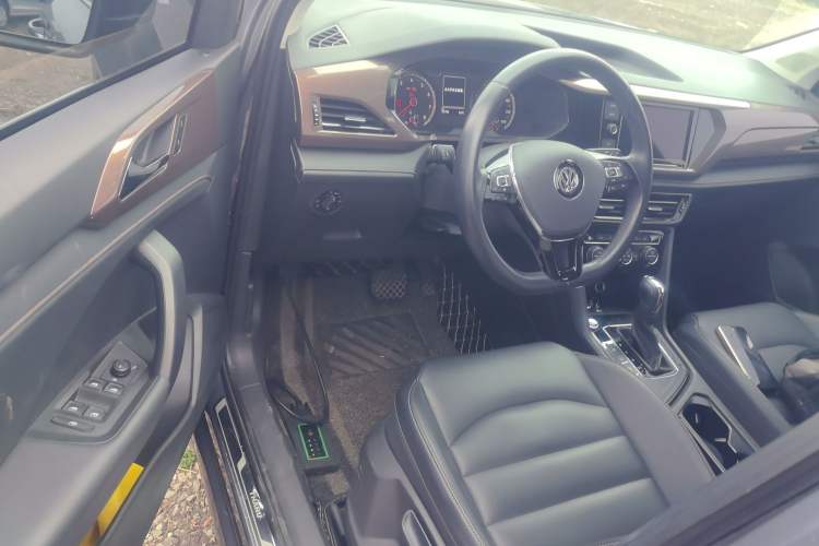 Used Volkswagen Tharu 2019 280TSI Two-Wheel Drive Luxury Version China VI Standard Driver Seat