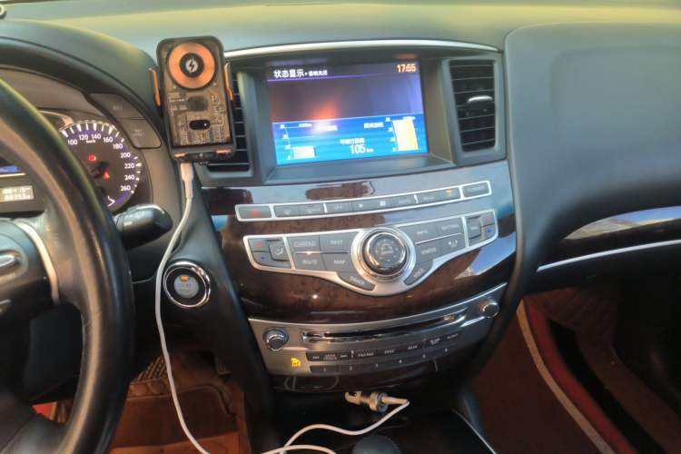 Used Infiniti QX60 2014 3.5L Four-Wheel Drive All-Terrain Version
