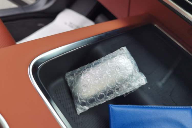 Used Li Auto L6 2025 Pro Smart Refresh Edition Interior 1