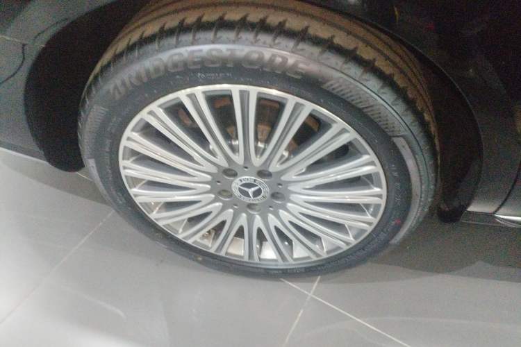 Used Mercedes-Benz E-Class 2022 Updated E 300 L Luxury Edition