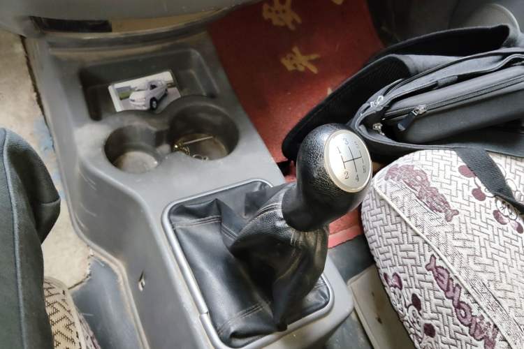 Used FORTHING Lingzhi 2014 M3 1.6L 7-seater Standard Model
