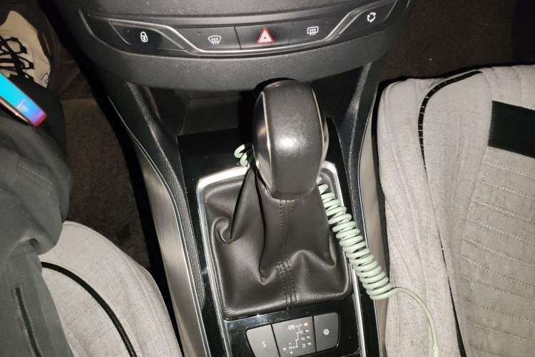 Used Peugeot 308S 2015 1.6T Automatic Jingchi Edition
