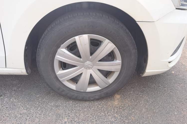 Used Volkswagen Jetta 2017 1.5L Manual Fashion Edition
