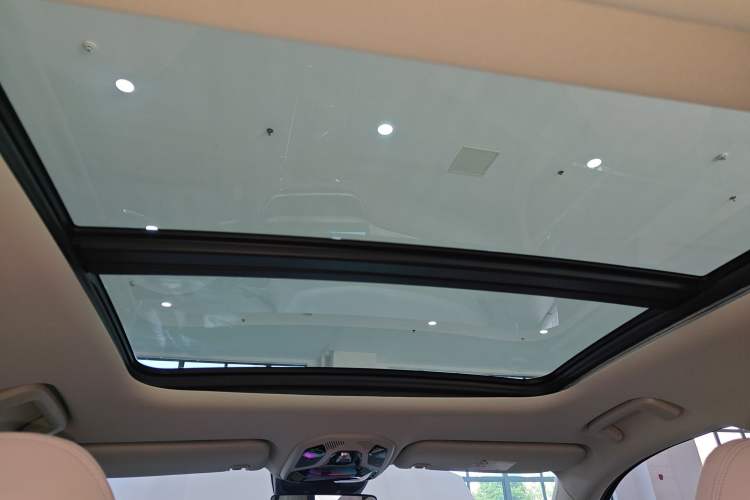 Used Lynk & Co 06 2023 Remix 1.5T Shero Headliner