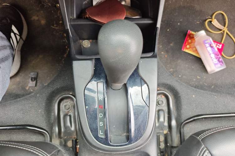 Used Honda Fit 2018 1.5L CVT Comfort Version Gear Lever