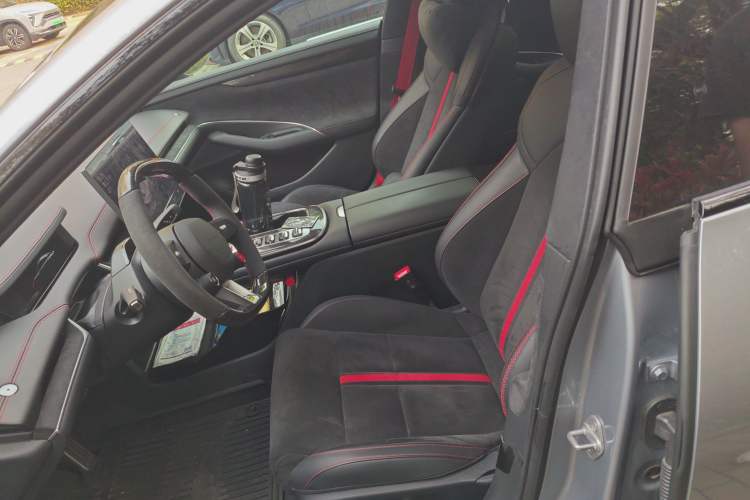 Used Xiaomi Auto SU7 Ultra 2025 Ultra Model Left Front Seat