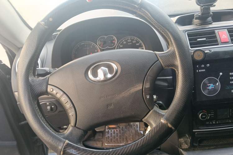 Used Haval H5 Classic 2013 Zhizun Edition 2.0L Manual Two-Wheel Drive Entry-Level Model