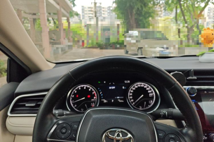 Used Toyota Camry 2019 Revised Version 2.0G Luxury Edition
