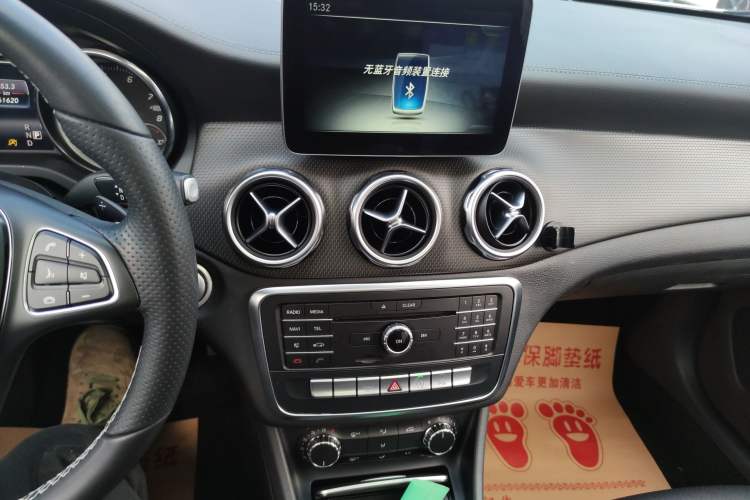 Used Mercedes-Benz GLA 2017 GLA 200 Fashion Model