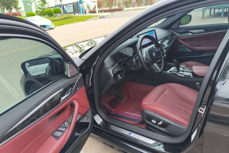 Used BMW 5 Series 2022 Restyled 525Li M Sport Package
