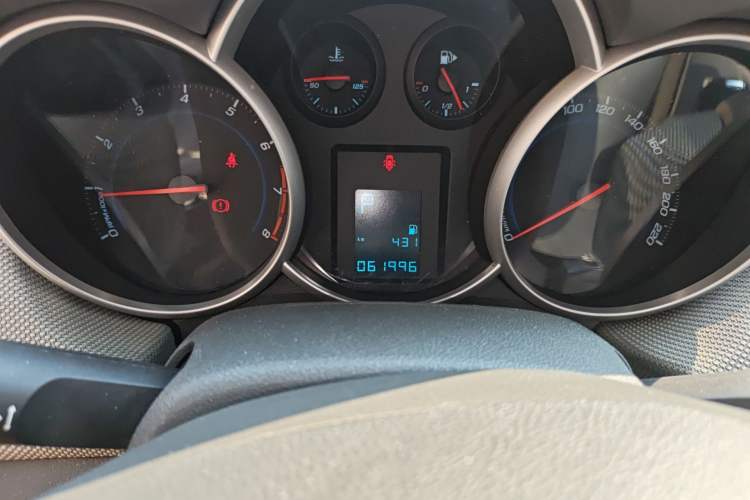 Used Chevrolet Cruze 2012 1.8L SE AT
