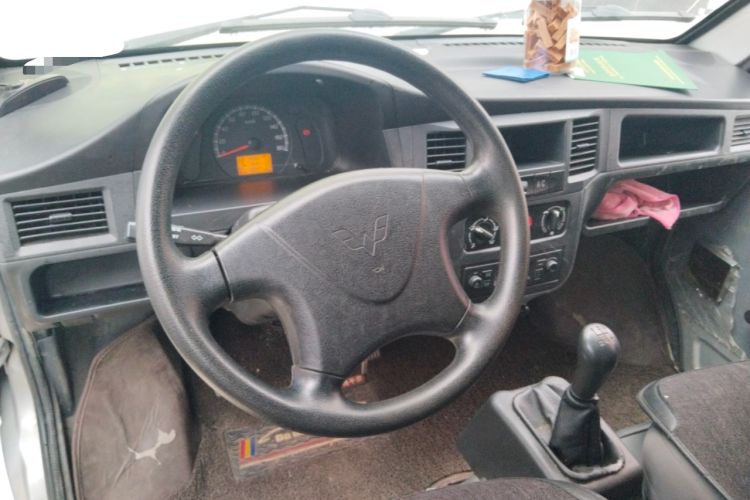 Used Wuling Zhiguang 2020 1.2L Van Utility Model China VI Emission Standard 2 Seats LSI
