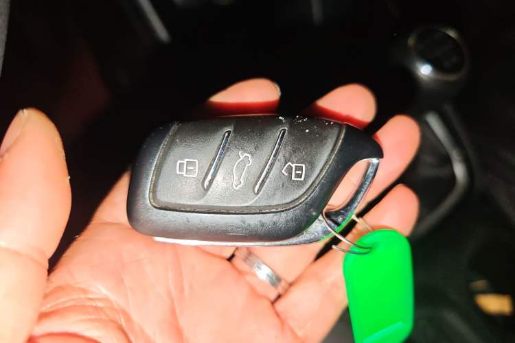 Used Roewe i5 2020 1.5L Manual Linghao Edition
