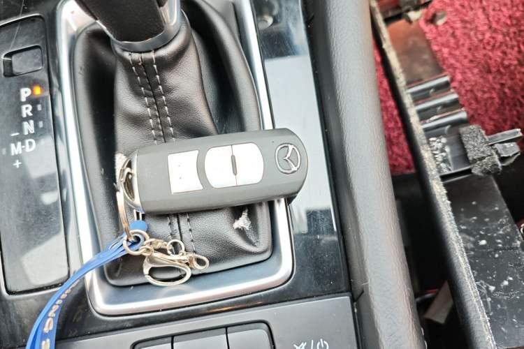 Used Mazda Mazda 3 Axela 2017 Sedan 1.5L Automatic Luxury Model China VI Standard