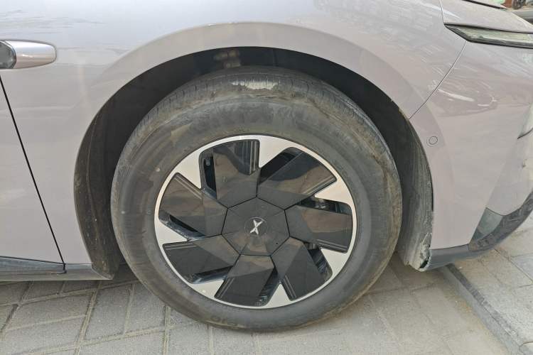 Used XPeng P7+ 2024 Long-Range Max Exterior 1