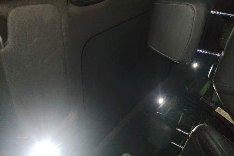 Used Cadillac XT6 2022 2.0T 7-Seater Four-Wheel-Drive Luxury Version
