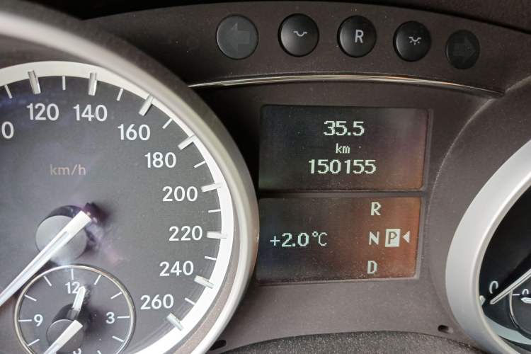 Used Mercedes-Benz R-Class 2011 R 350 L 4MATIC
