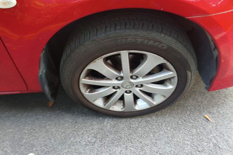 Used Mazda 6 2011 2.0L Automatic Fashion Edition Right Front Wheel Hub